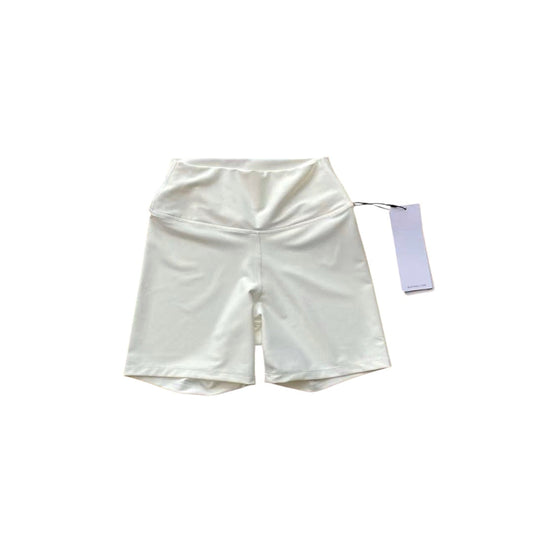 שורט יוגה אלו - Alo Shorts